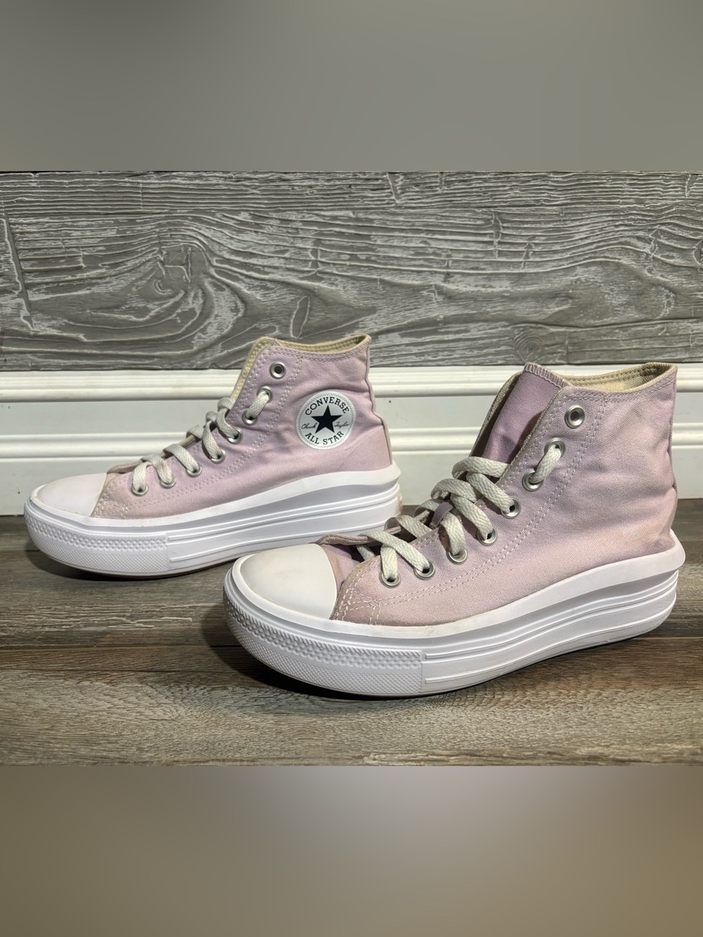 Converse Women's Chuck Taylor All Star Move Platform High Women’s 8.5